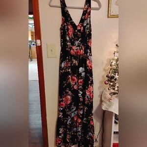 Altar's State Maxi Floral Dress (M)